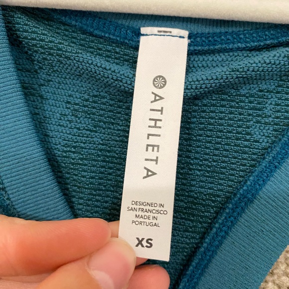 Athleta blue/green tank top size XS - Picture 3 of 3